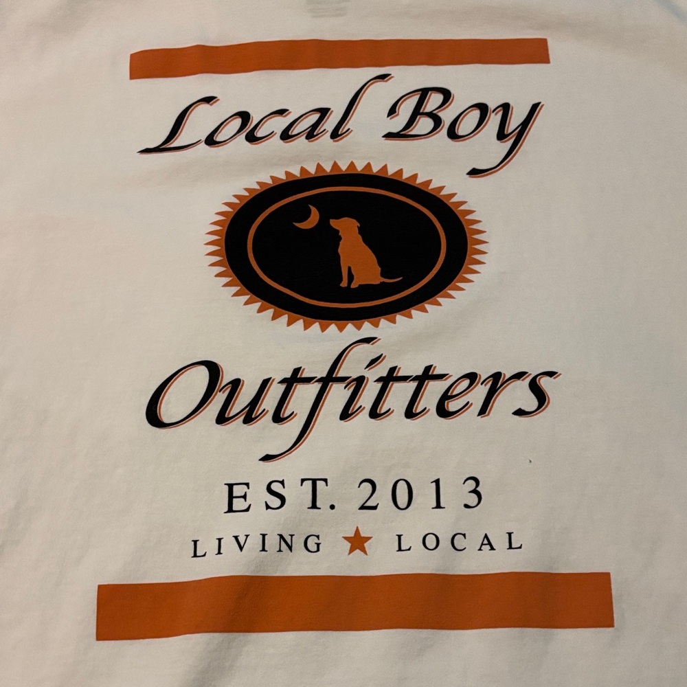 Men’s Local Boy Outfitters White and Tan Men's T-Shirts. Size Medium - Picture 4 of 7